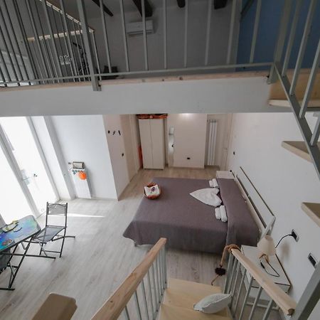 Bed And Breakfast I 7 Venti- 7 Winds เนเปิลส์ ภายนอก รูปภาพ
