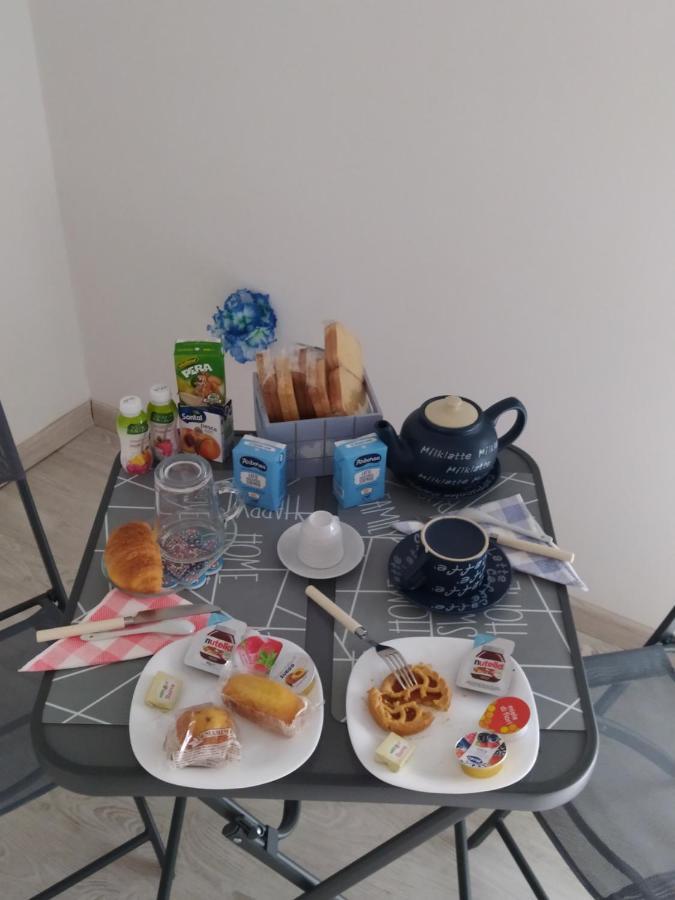 Bed And Breakfast I 7 Venti- 7 Winds เนเปิลส์ ภายนอก รูปภาพ
