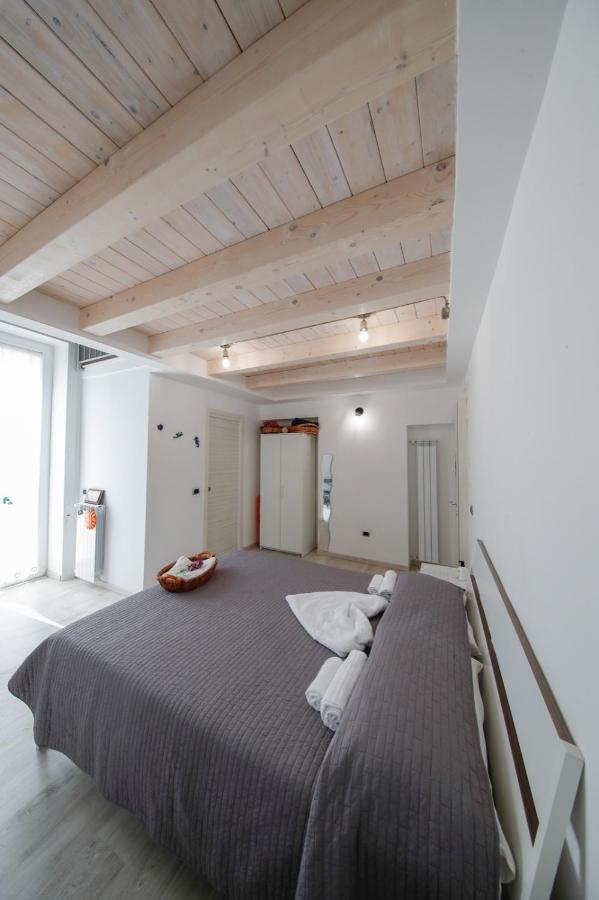 Bed And Breakfast I 7 Venti- 7 Winds เนเปิลส์ ภายนอก รูปภาพ