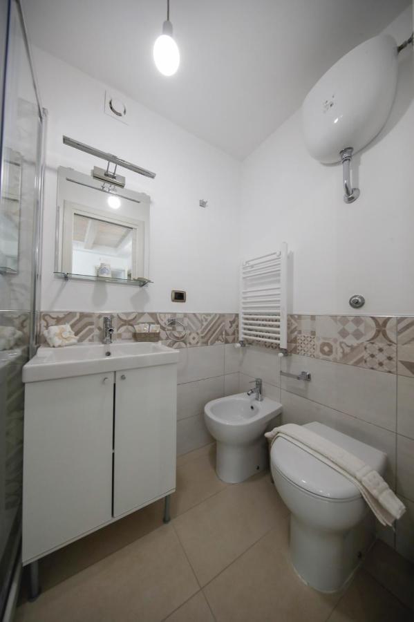 Bed And Breakfast I 7 Venti- 7 Winds เนเปิลส์ ภายนอก รูปภาพ