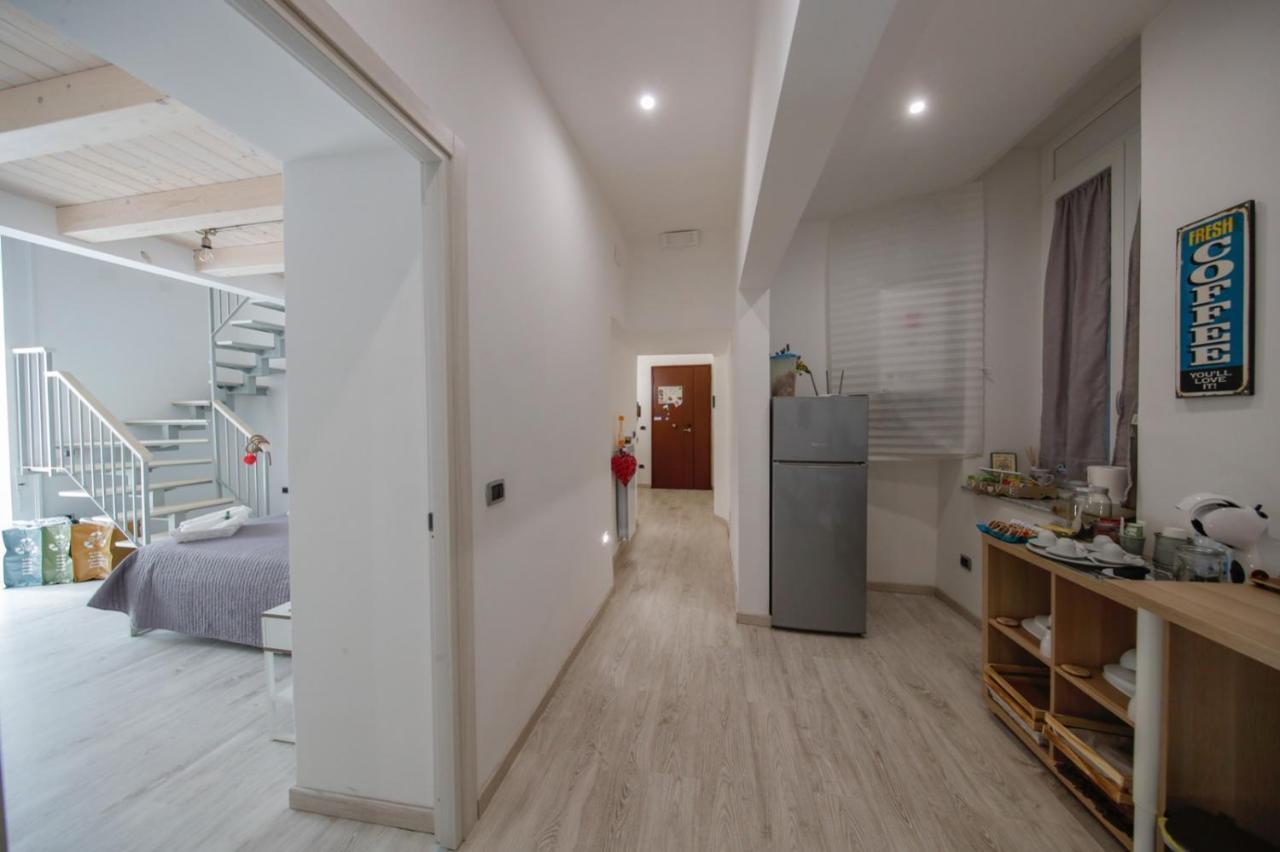 Bed And Breakfast I 7 Venti- 7 Winds เนเปิลส์ ภายนอก รูปภาพ