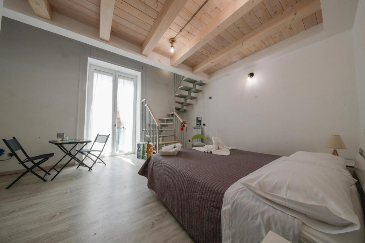 Bed And Breakfast I 7 Venti- 7 Winds เนเปิลส์ ภายนอก รูปภาพ