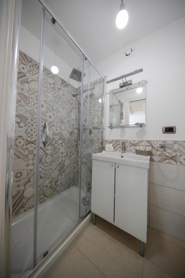 Bed And Breakfast I 7 Venti- 7 Winds เนเปิลส์ ภายนอก รูปภาพ