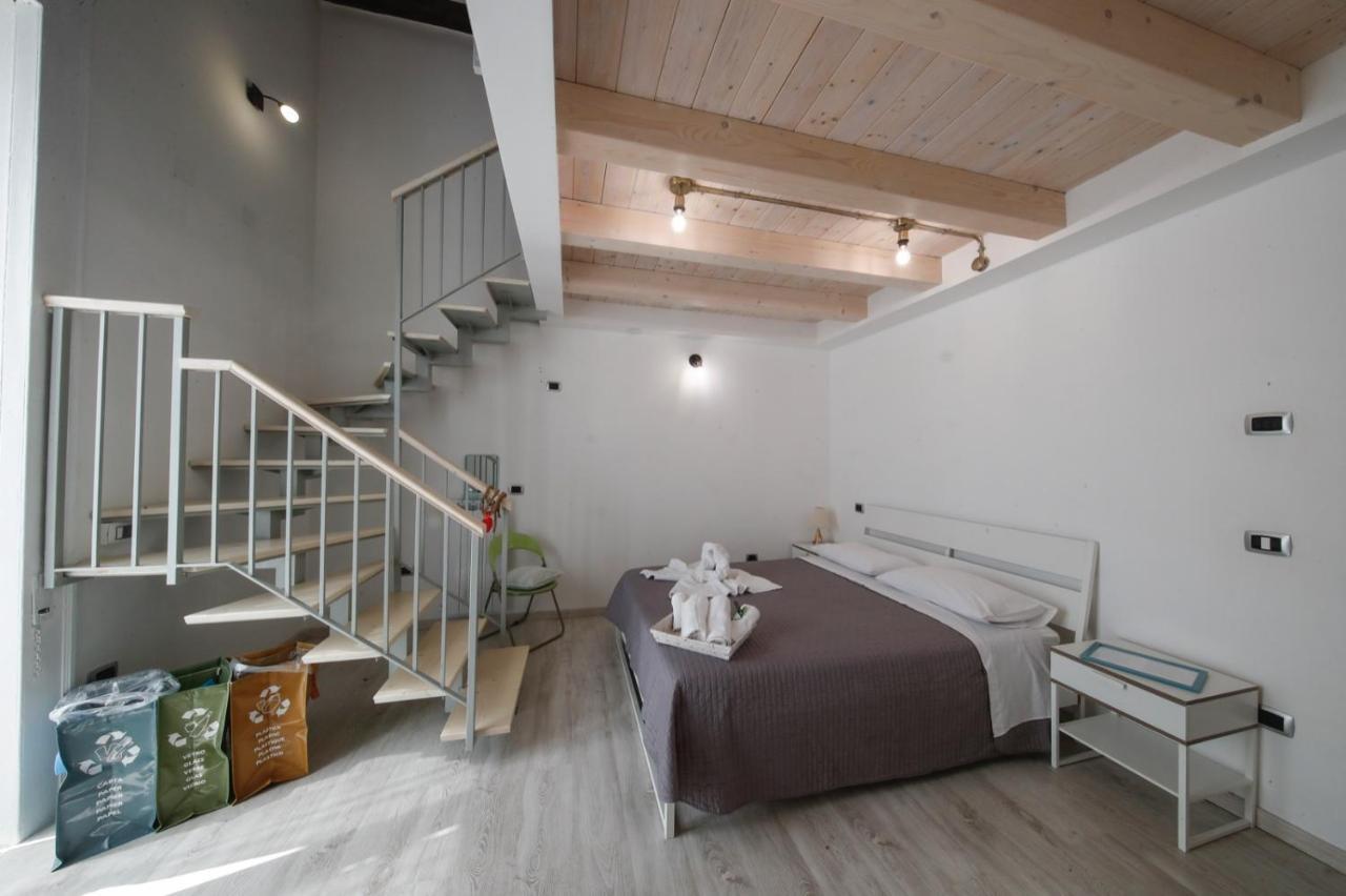 Bed And Breakfast I 7 Venti- 7 Winds เนเปิลส์ ภายนอก รูปภาพ