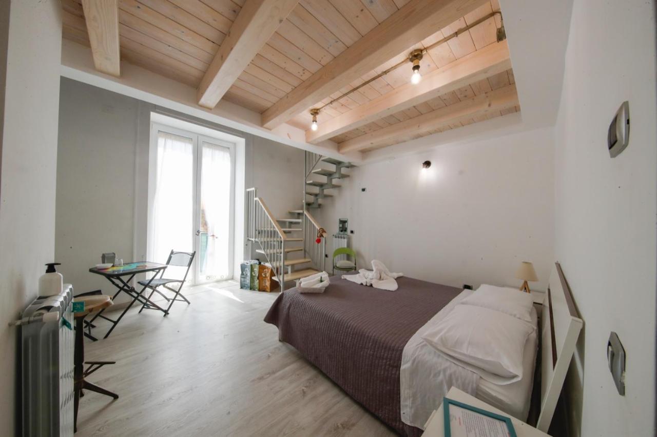 Bed And Breakfast I 7 Venti- 7 Winds เนเปิลส์ ภายนอก รูปภาพ