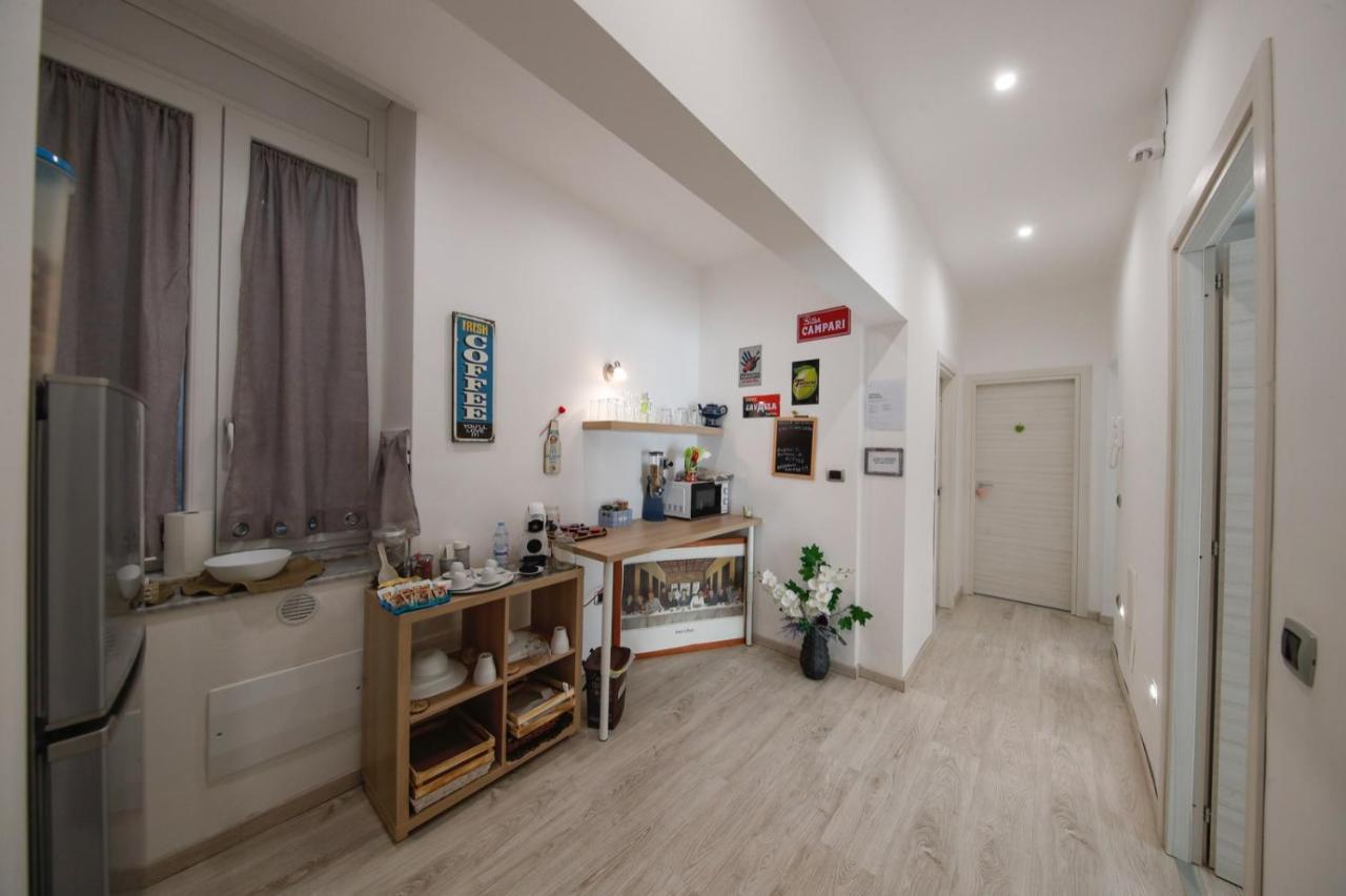 Bed And Breakfast I 7 Venti- 7 Winds เนเปิลส์ ภายนอก รูปภาพ